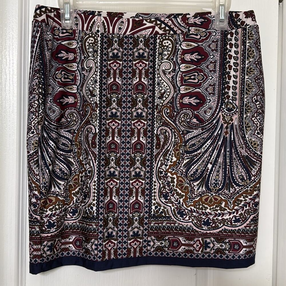 Sky woman short lined skirt paisley multicolor burgundy navy blue size L
